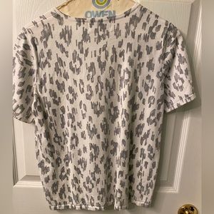 Alfred Dunner petite small white, gray and yellow short sleeve shirt